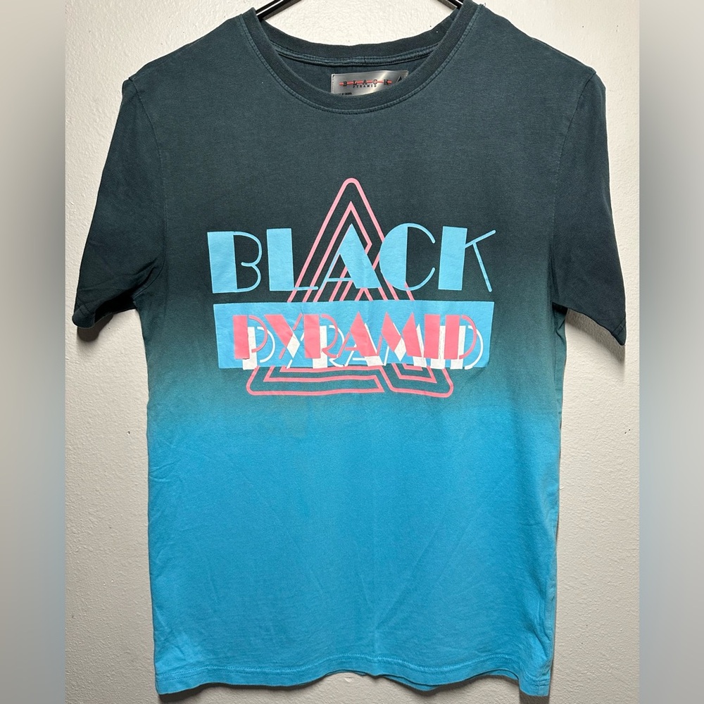 Chris Brown’s clothing line Black Pyramid T-Shirt